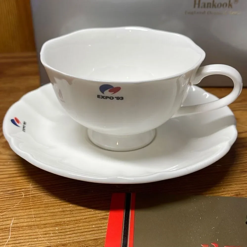 Hankook Fine Bone China‎ England Original Tech Tea Cup and Saucer Set